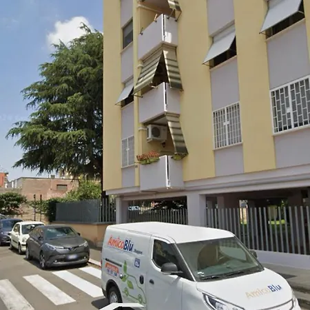Grelly'S House - Holiday In Rome - 50 Meters From The Metro-3
